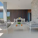 Luxury Sunray 1