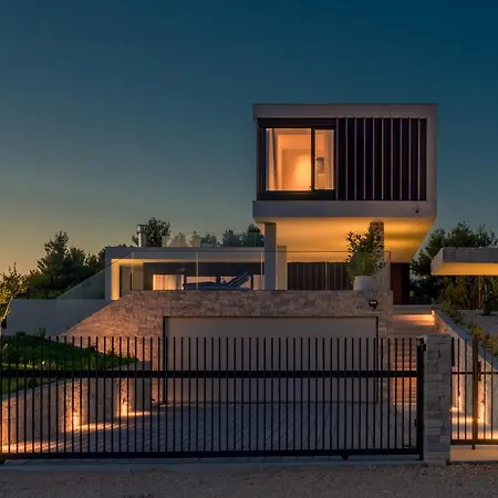 Luxury Sunray 1