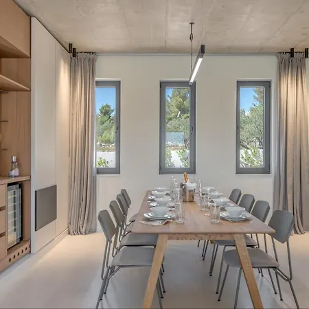 Luxury Sunray 1 Villa *