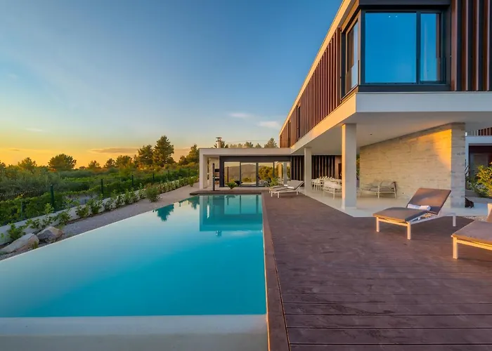 Villa Luxury Sunray 1 *